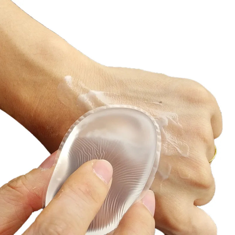 Silicone Beauty Blender Compact Travel Friendly 6.5x3.5x0.8cm - Flawless Blend Essential